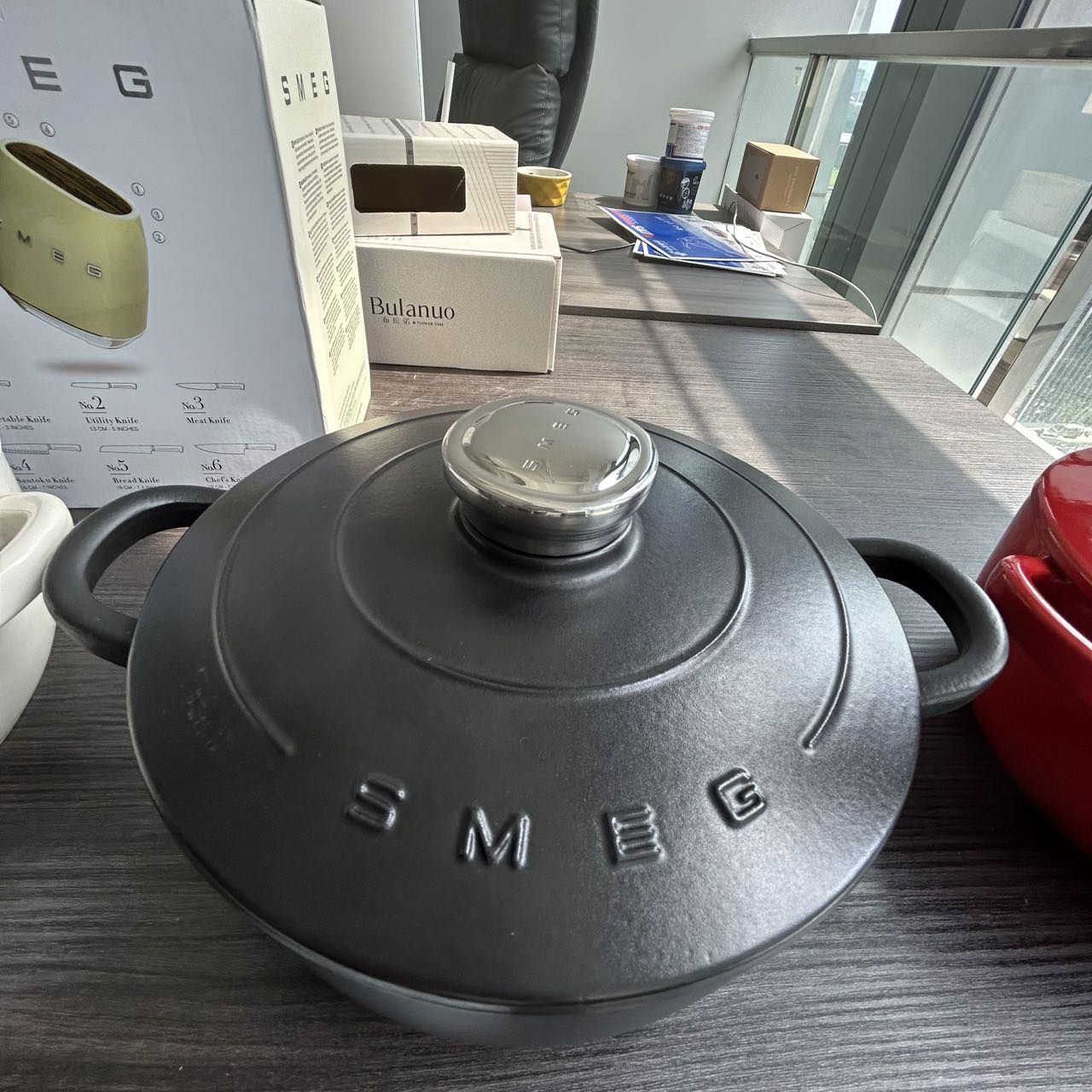Smeg брэндийн ширмэн тогоо болон ган хутганы ком